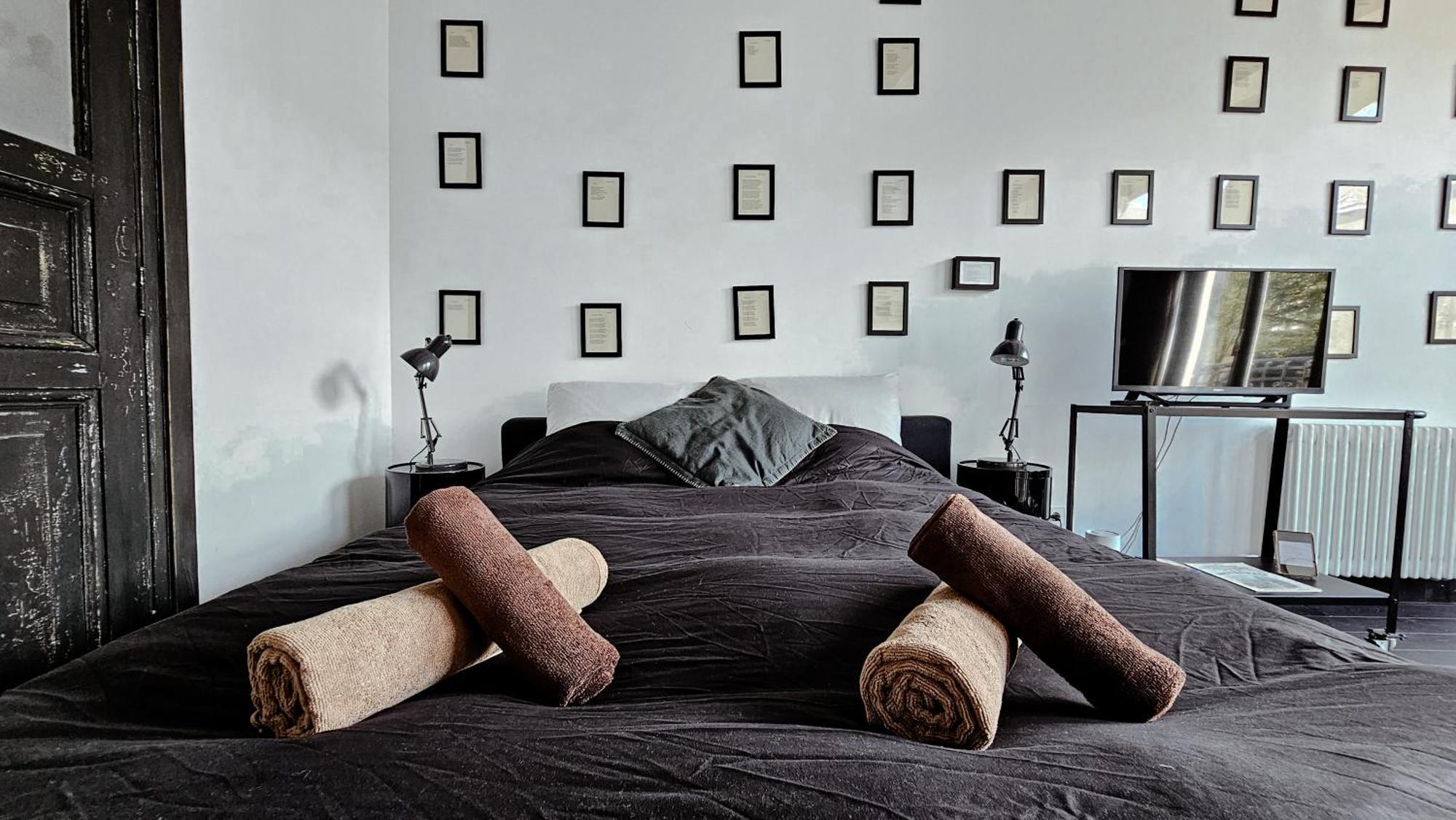 The Black Beauty Private Studio With Canal View From 1799 Amsterdam Ngoại thất bức ảnh