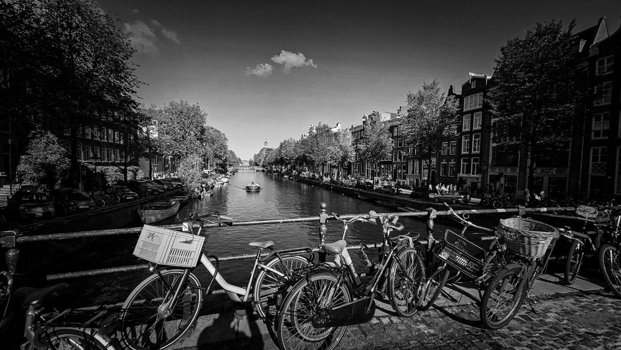 The Black Beauty Private Studio With Canal View From 1799 Amsterdam Ngoại thất bức ảnh