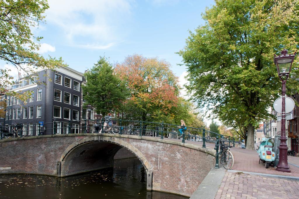 The Black Beauty Private Studio With Canal View From 1799 Amsterdam Ngoại thất bức ảnh